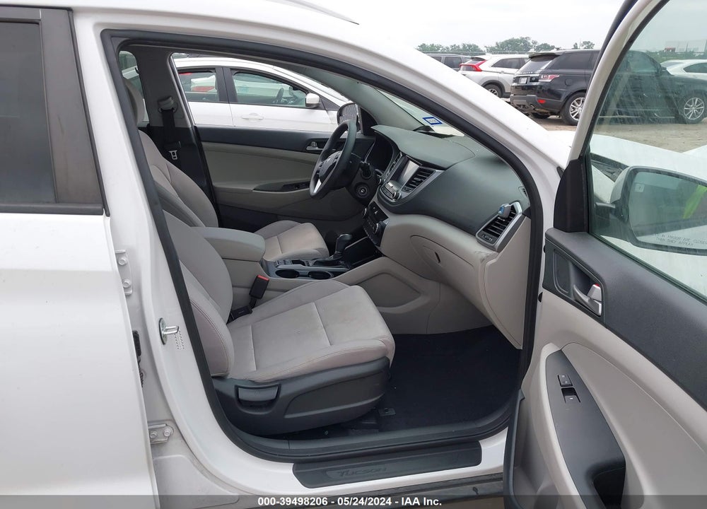 2018 HYUNDAI TUCSON SEL VIN: KM8J33A40JU684584