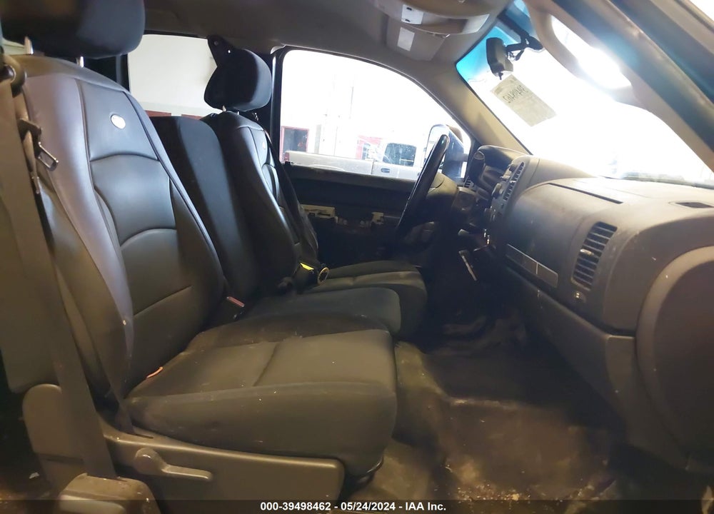 2013 CHEVROLET SILVERADO 1500 LT VIN: 1GCRKSE73DZ328288