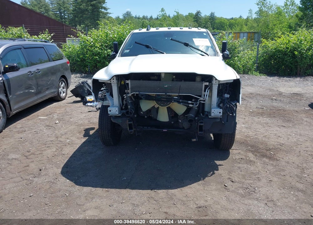 2022 RAM 3500 CHASSIS TRADESMAN/SLT/LAIE/LIMITED VIN: 3C7WRTCL6NG245544