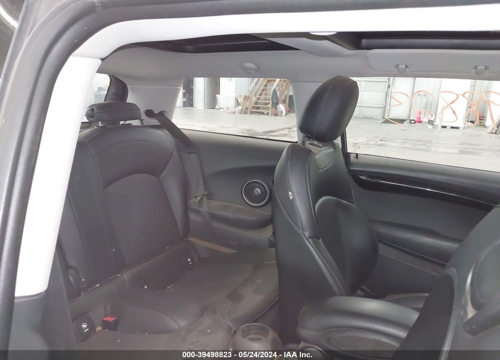 2015 MINI HARDTOP COOPER S VIN: WMWXP7C56F2A35889