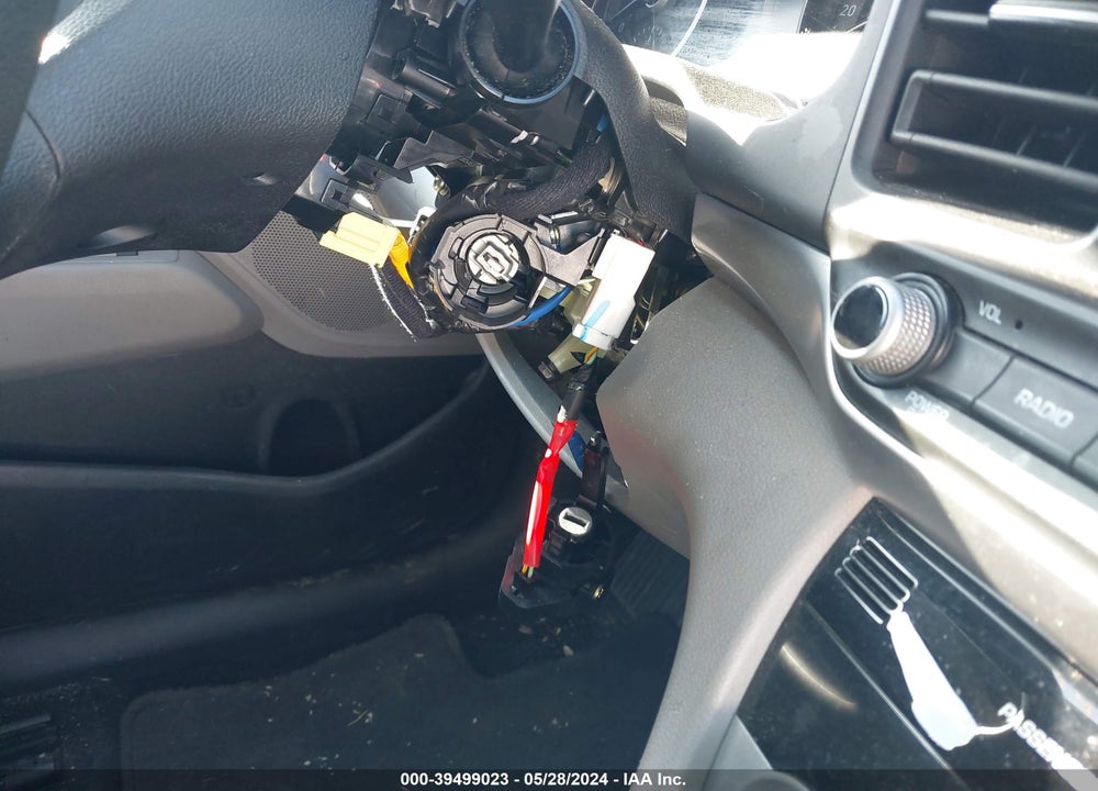 2020 HYUNDAI ELANTRA SEL VIN: 5NPD84LFXLH513071