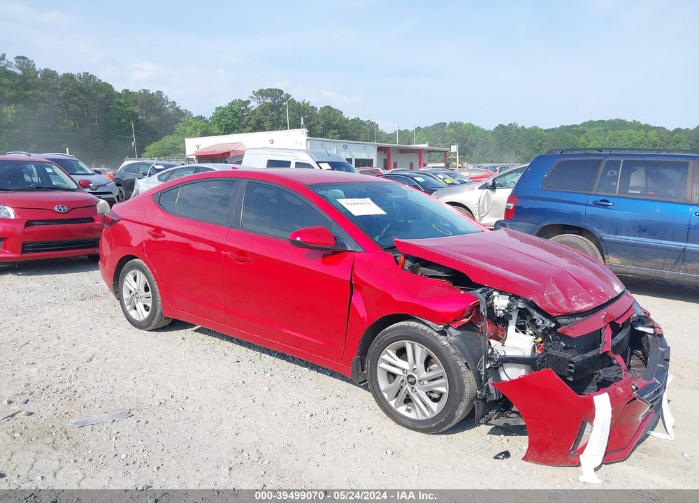 2020 HYUNDAI ELANTRA VIN: 5NPD84LF1LH588354