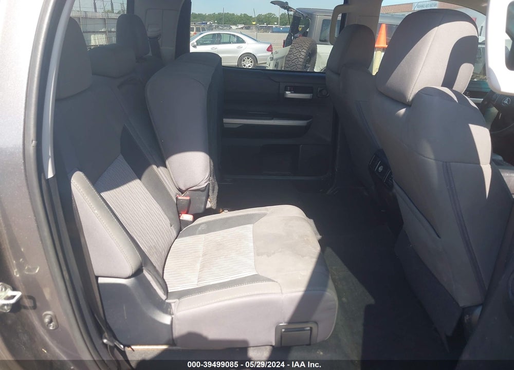 2014 TOYOTA TUNDRA SR5 5.7L V8 VIN: 5TFDW5F10EX398466