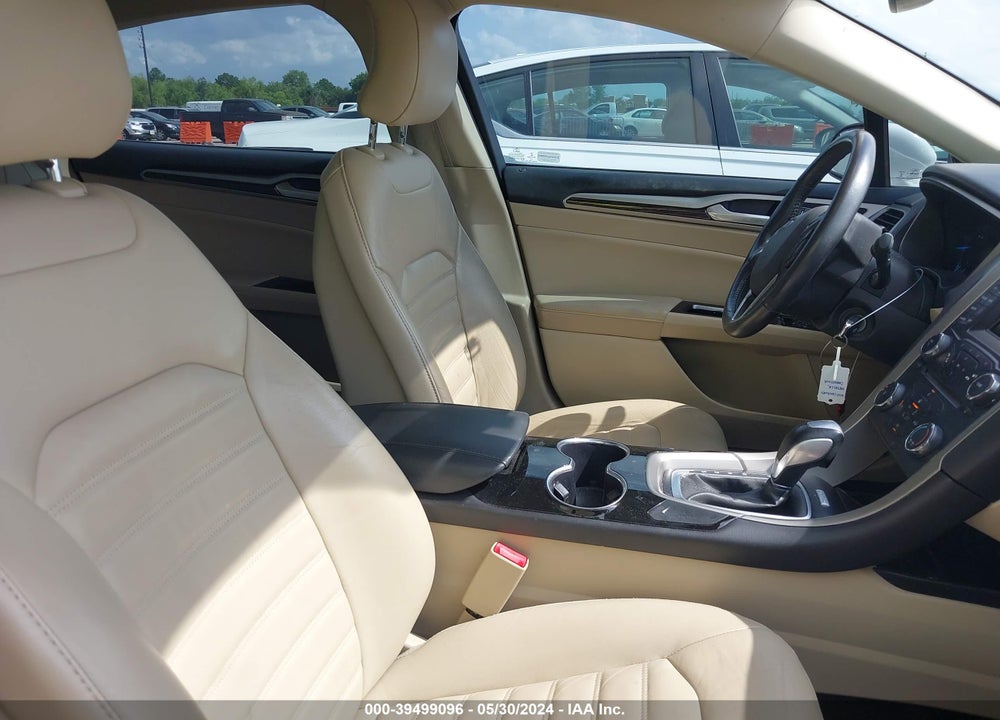 2016 FORD FUSION SE VIN: 3FA6P0HD4GR292748