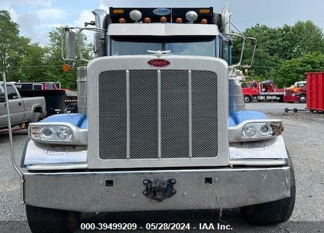 2022 PETERBILT 389 VIN: 1NPXL40X0ND783386