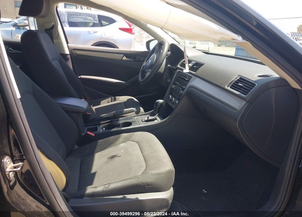 2012 VOLKSWAGEN PASSAT 2.5L S VIN: 1VWAP7A31CC085044