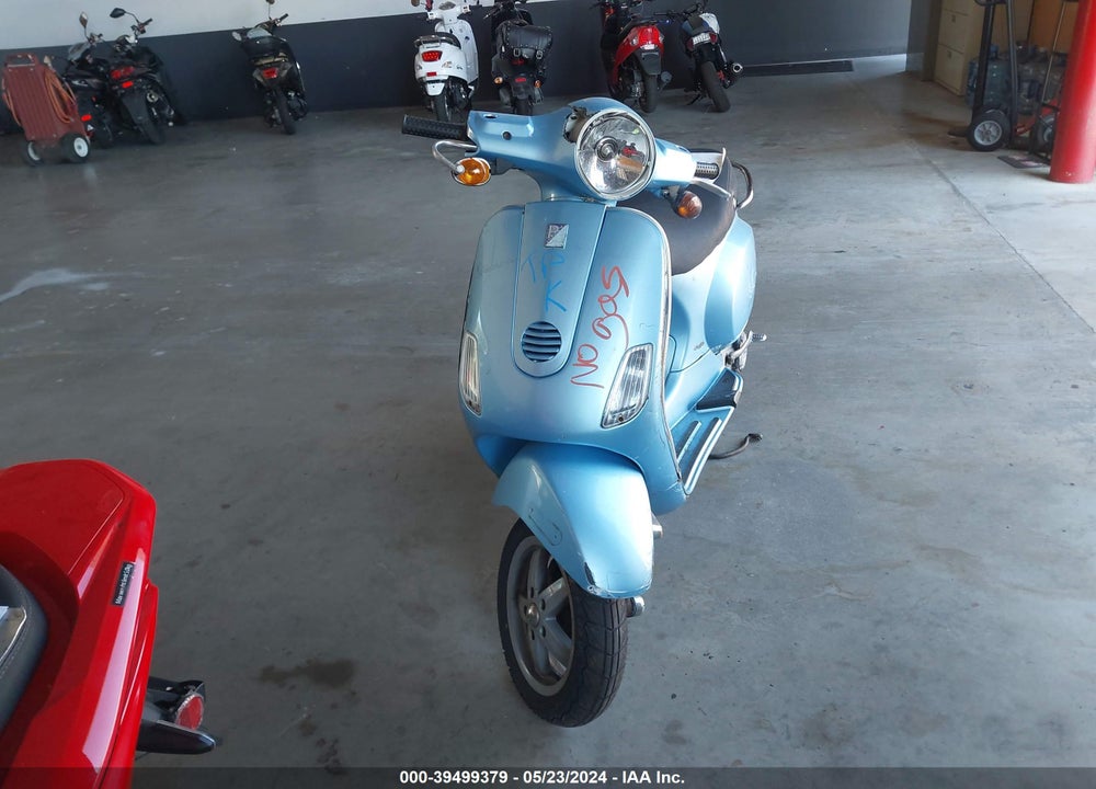 2007 VESPA LX VIN: ZAPC386B775005624