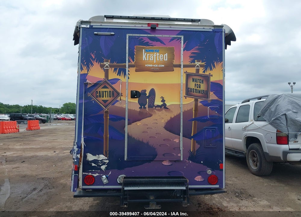 2014 CHEVROLET EXPRESS CUTAWAY 3500 VIN: 1GB0G2BA6E1211772