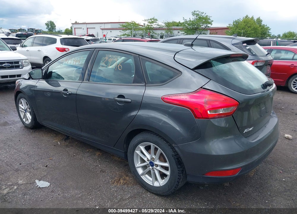2016 FORD FOCUS SE VIN: 1FADP3K21GL368926