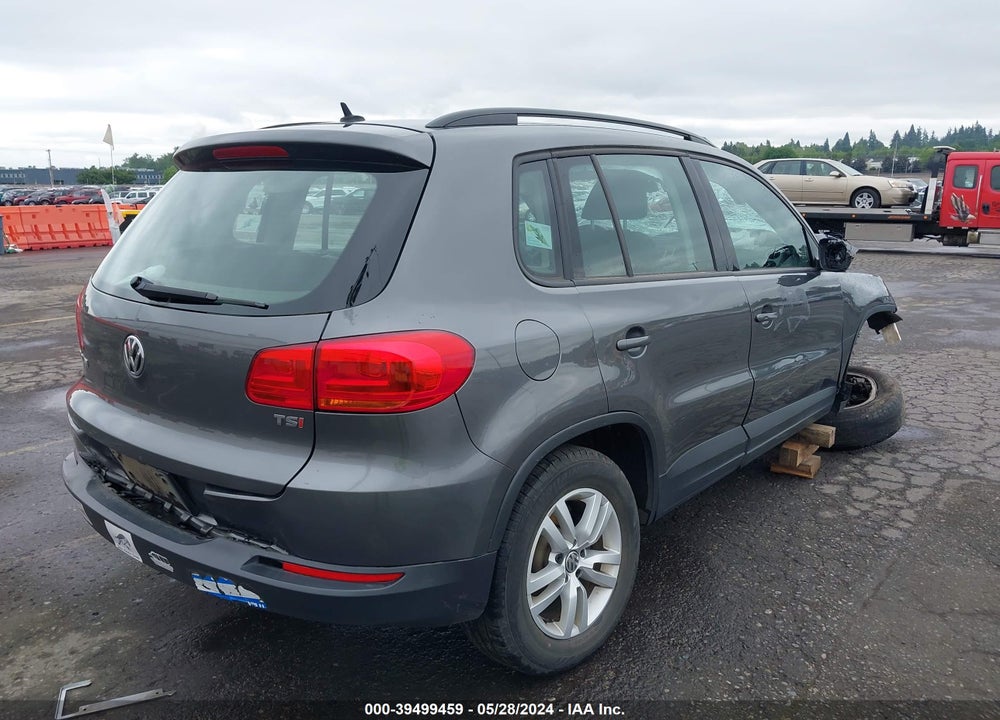 2016 VOLKSWAGEN TIGUAN S VIN: WVGAV7AX6GW521401