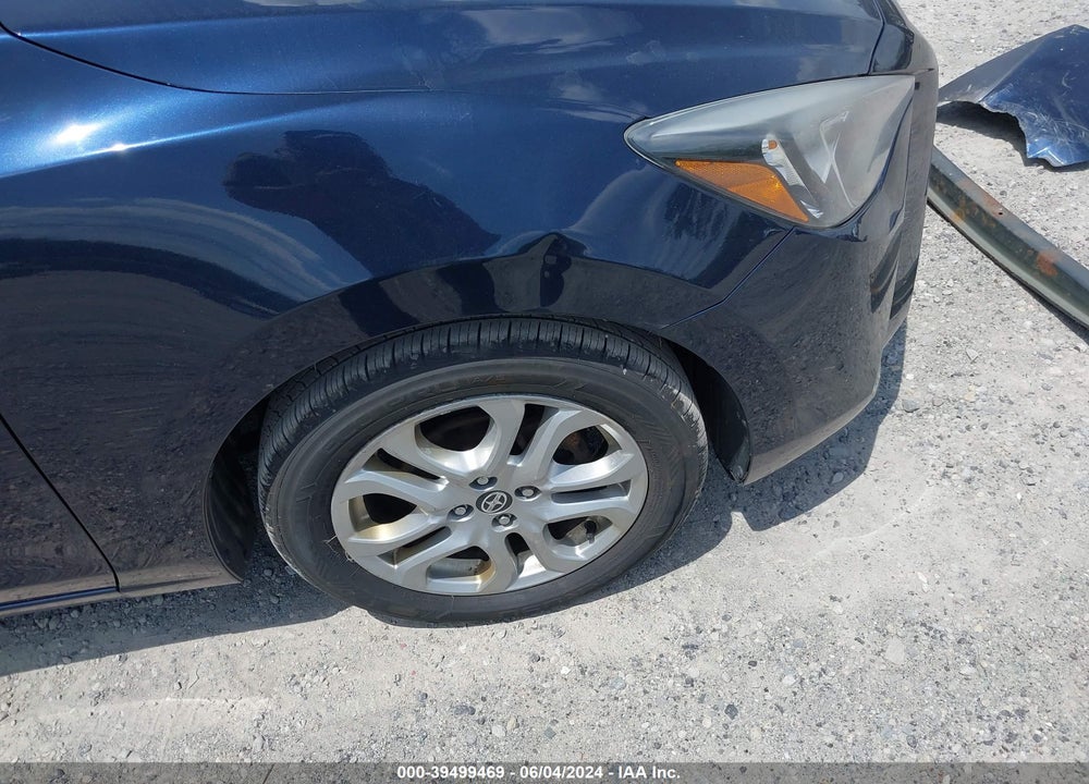 2016 SCION IA VIN: 3MYDLBZV0GY131417