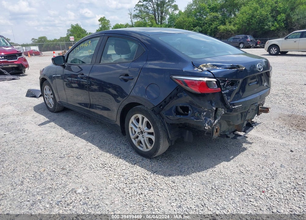 2016 SCION IA VIN: 3MYDLBZV0GY131417