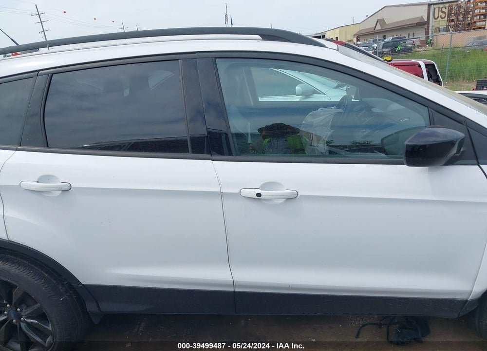 2019 FORD ESCAPE SE VIN: 1FMCU9GDXKUA33268