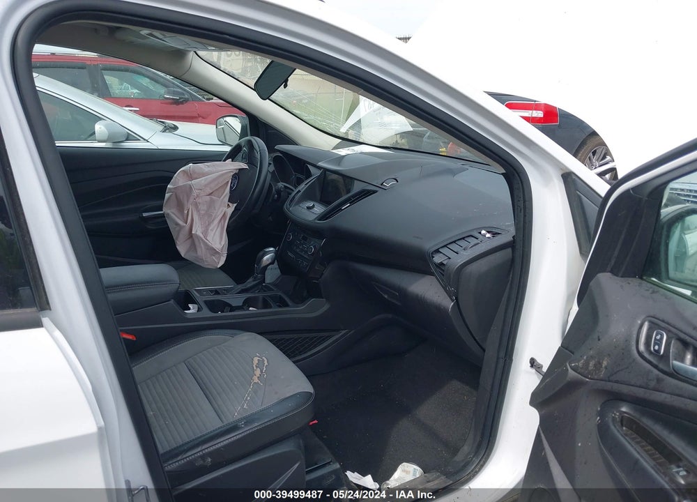 2019 FORD ESCAPE SE VIN: 1FMCU9GDXKUA33268