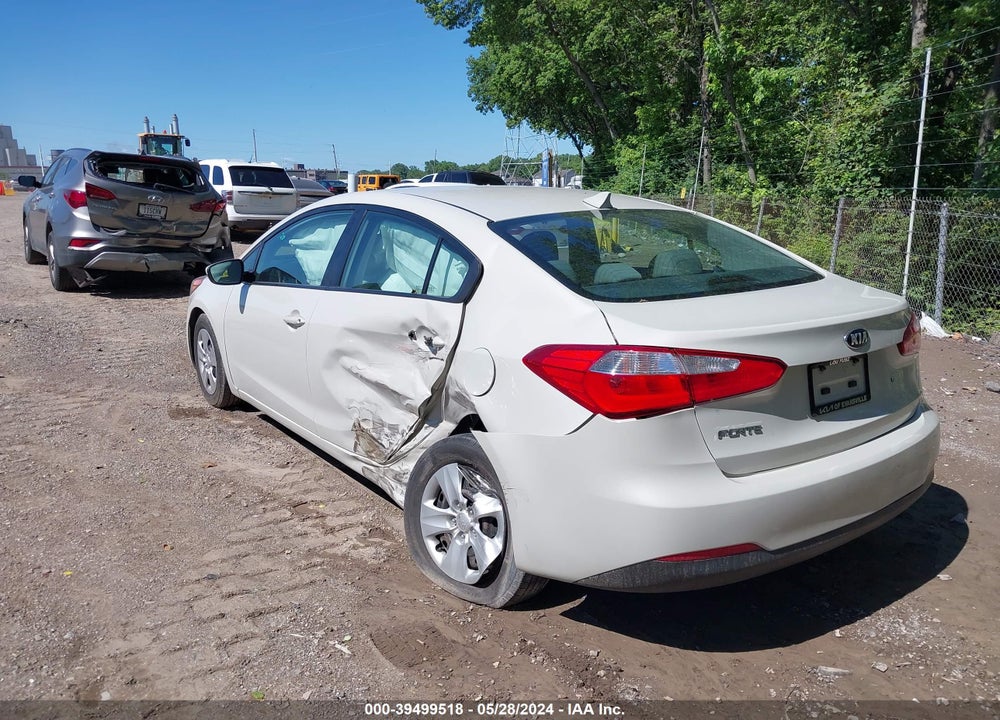 2015 KIA FORTE VIN: KNAFK4A6XF5420193