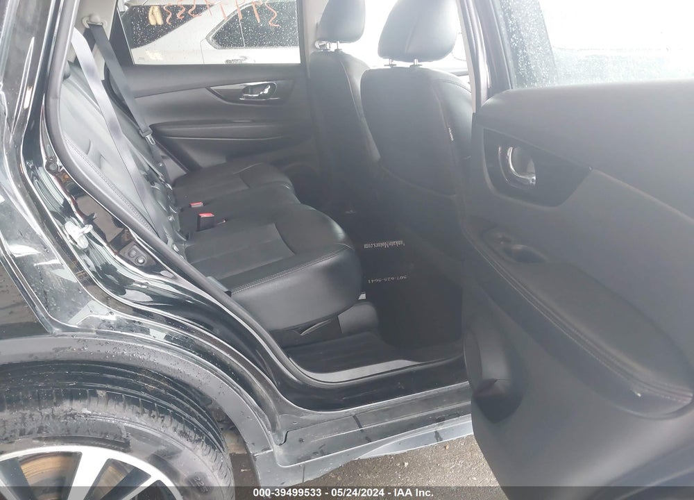 2017 NISSAN ROGUE SL VIN: 5N1AT2MV2HC845919