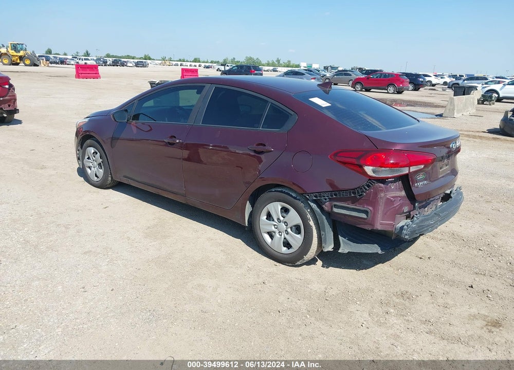 2017 KIA FORTE VIN: 3KPFK4A79HE091134
