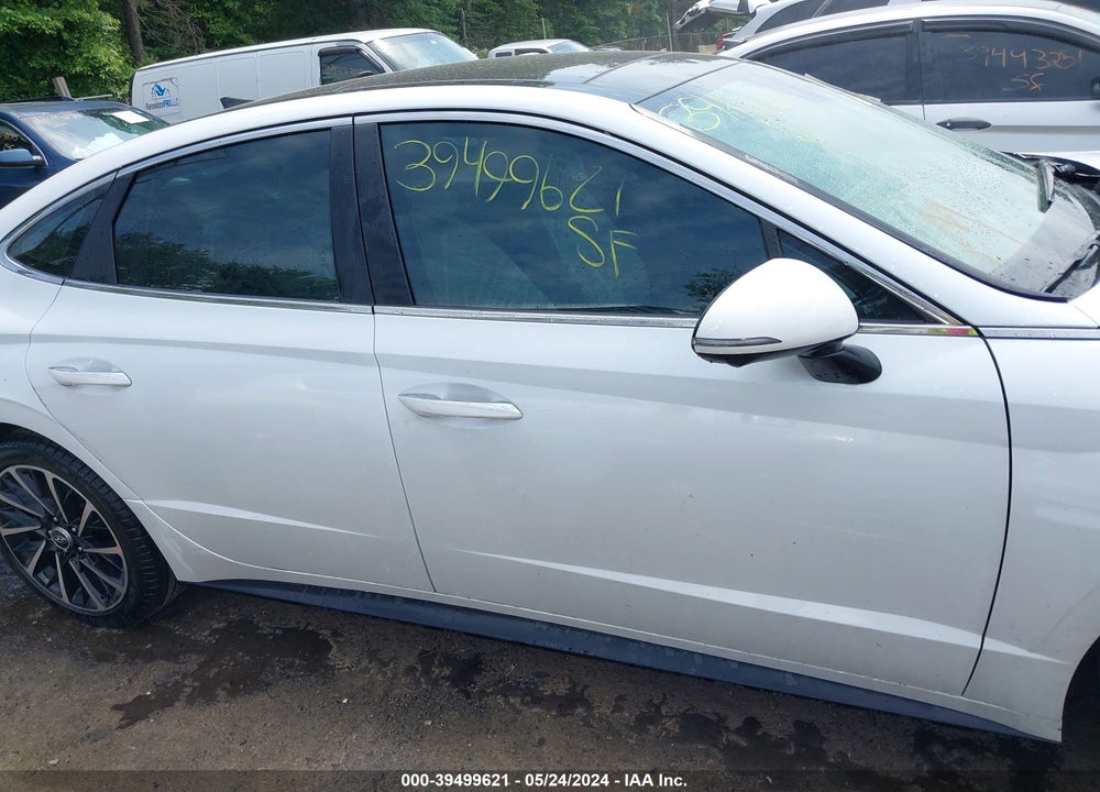 2021 HYUNDAI SONATA LIMITED VIN: 5NPEH4J29MH068117