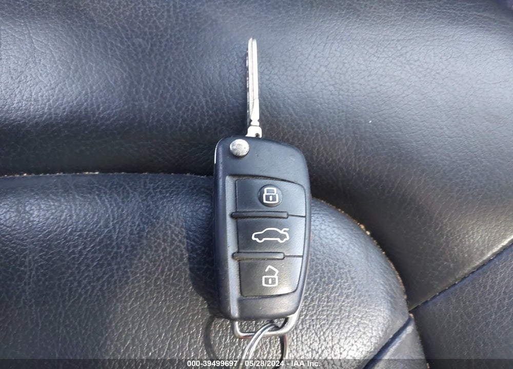 2010 AUDI Q7 3.0 TDI PREMIUM VIN: WA1LMAFE5AD000946