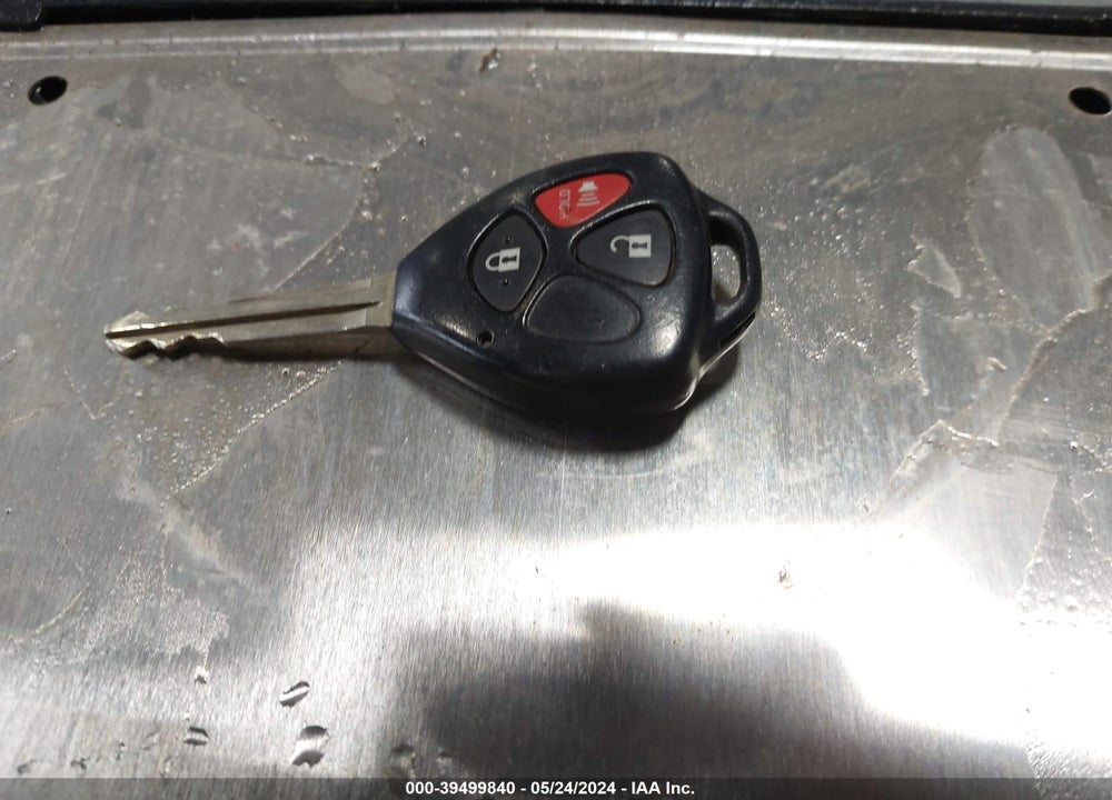 2009 TOYOTA YARIS VIN: JTDJT903495244793