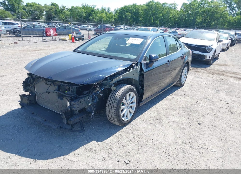 2018 TOYOTA CAMRY LE VIN: JTNB11HK0J3045582