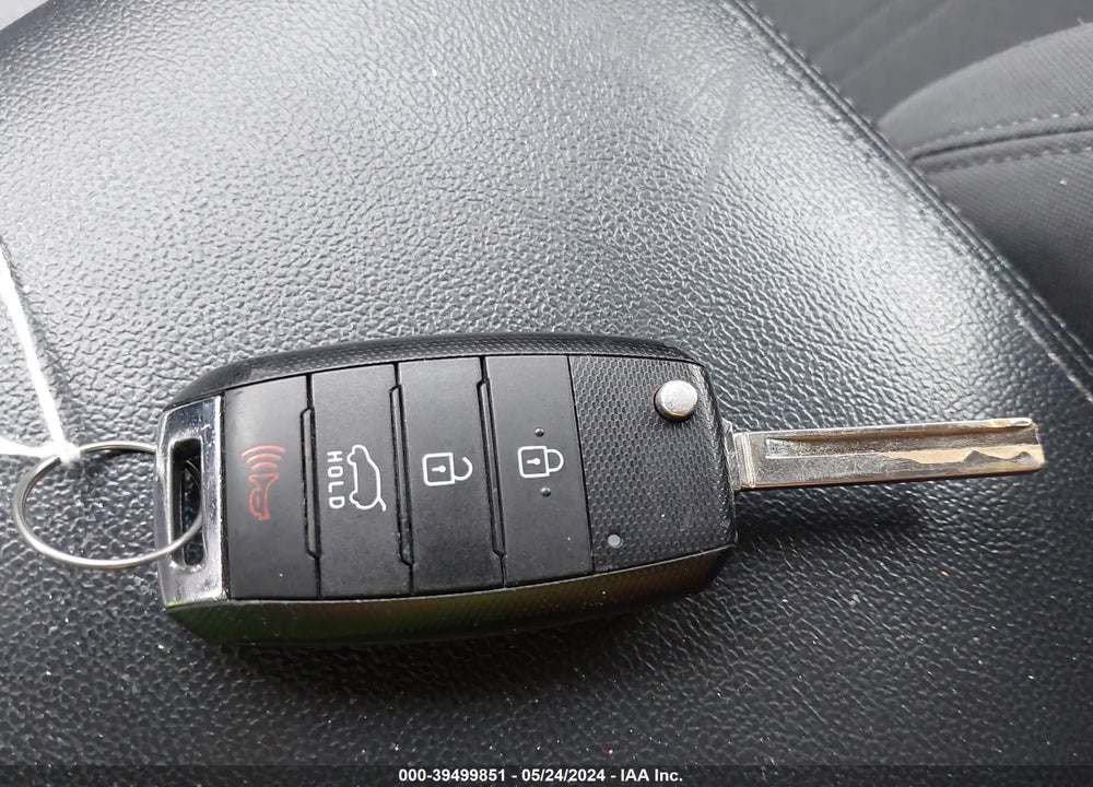 2019 KIA SORENTO 2.4L LX VIN: 5XYPGDA37KG574697