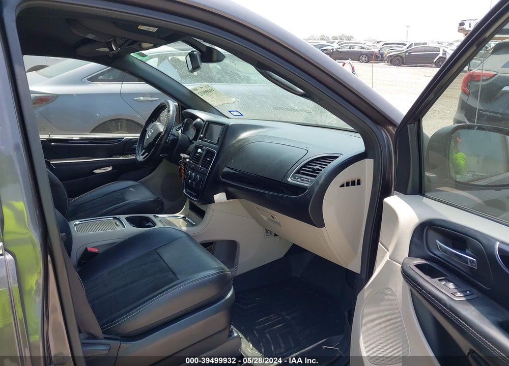 2019 DODGE GRAND CARAVAN SXT VIN: 2C4RDGCG3KR725677