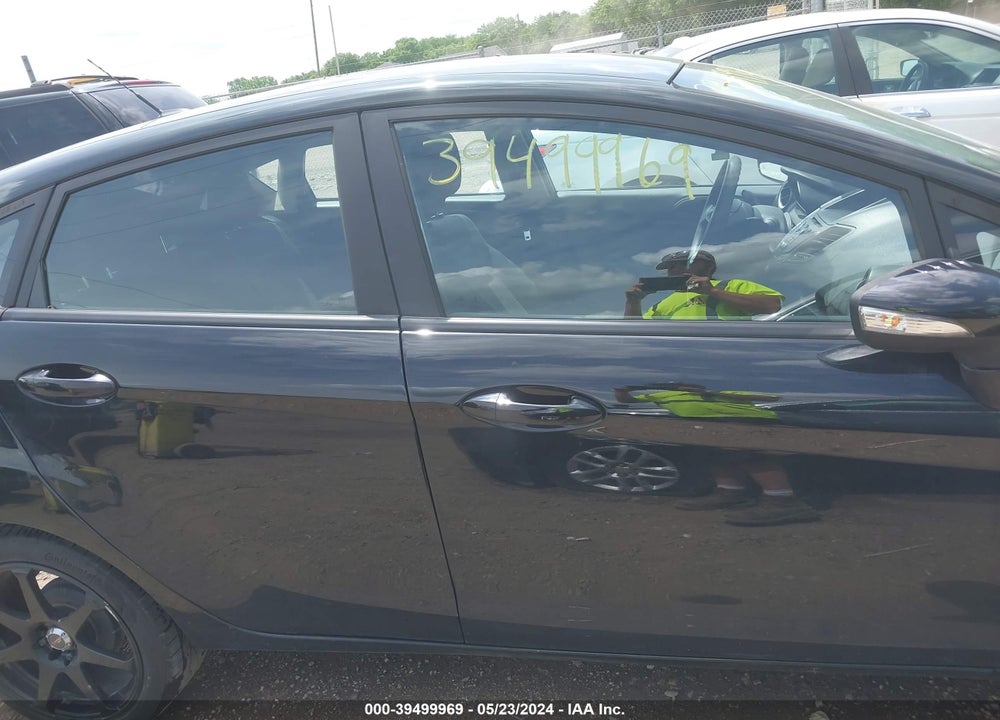 2017 FORD FIESTA SE VIN: 3FADP4EJ8HM169011