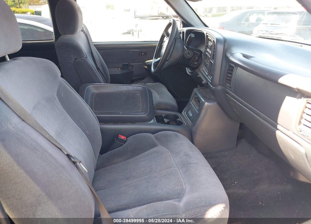 2002 CHEVROLET SILVERADO 1500 LS VIN: 2GCEC19V121229599
