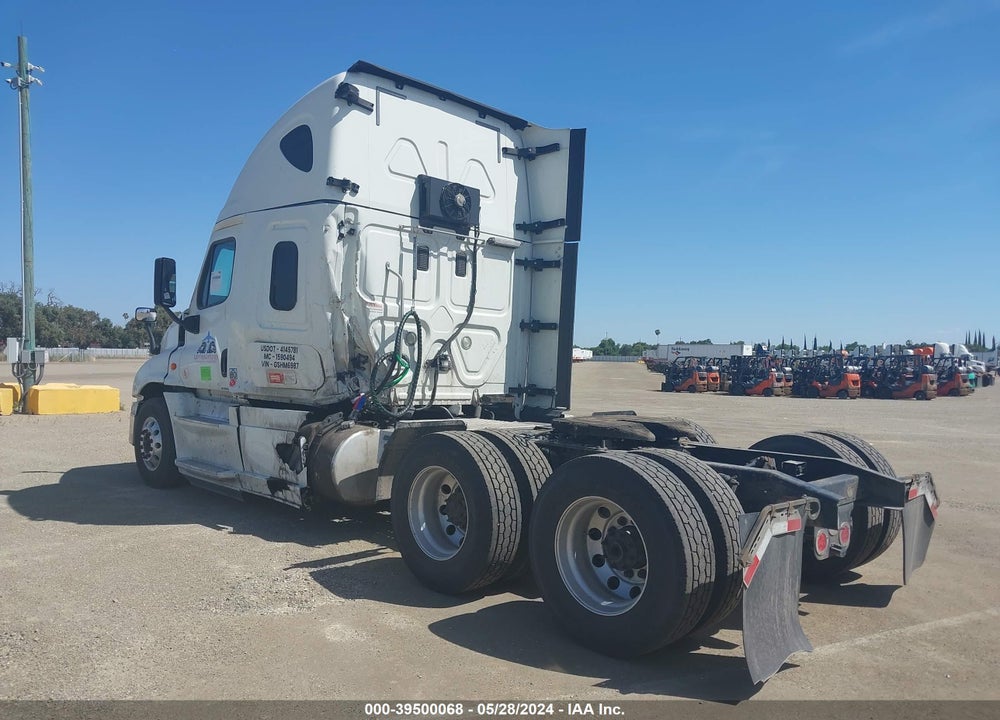 2016 FREIGHTLINER CASCADIA 125 VIN: 3AKGGLD57GSHM6987