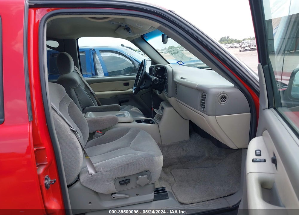 2000 GMC YUKON XL 1500 SLE VIN: 3GKEC16T8YG216131