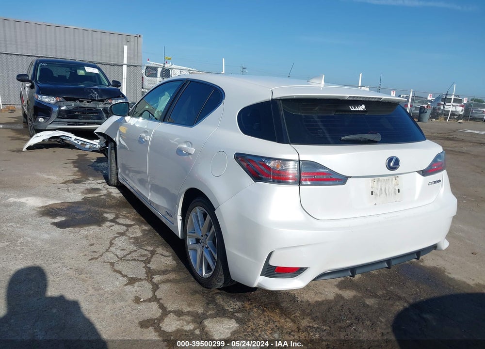 2015 LEXUS CT 200H VIN: JTHKD5BH8F2228188