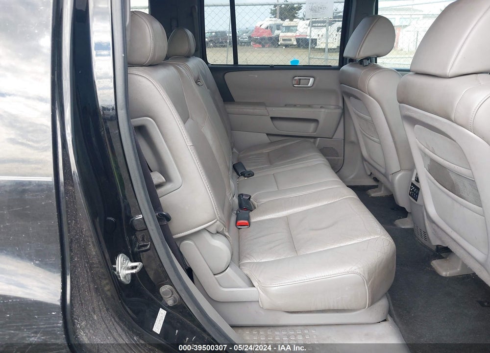 2010 HONDA PILOT TOURING VIN: 5FNYF4H99AB025199