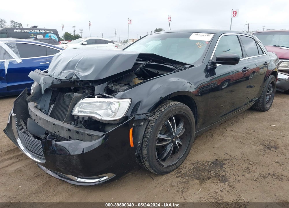 2015 CHRYSLER 300 LIMITED VIN: 2C3CCARG8FH831569