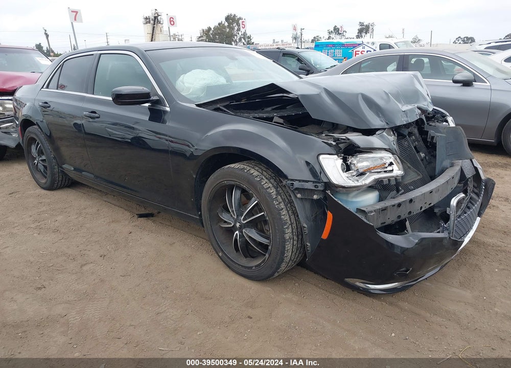 2015 CHRYSLER 300 LIMITED VIN: 2C3CCARG8FH831569
