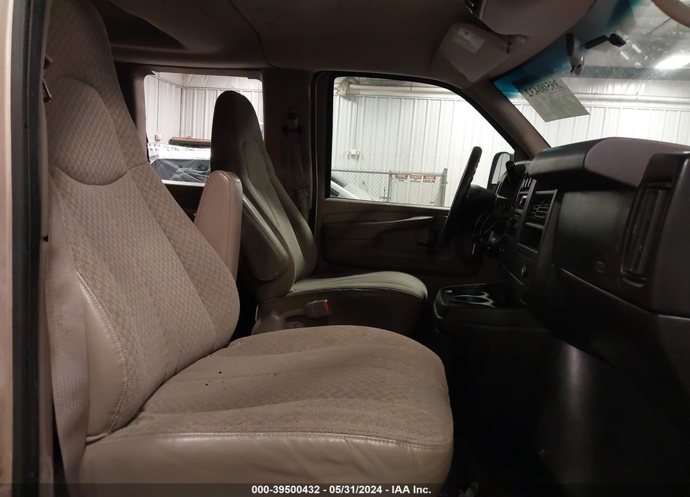2009 CHEVROLET EXPRESS 1500 LS VIN: 1GNFH154491167237