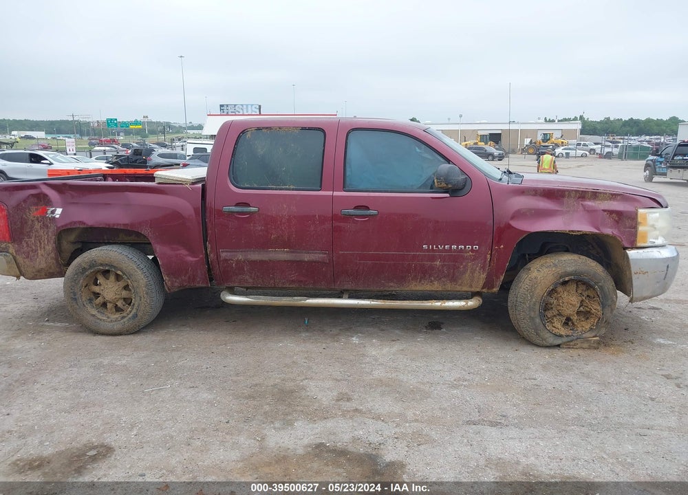 2013 CHEVROLET SILVERADO 1500 LT VIN: 3GCPKSE70DG140819