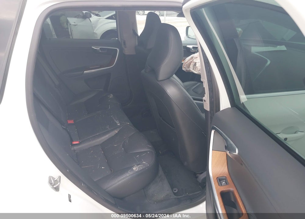 2017 VOLVO XC60 T6 INSCRIPTION VIN: YV449MRU8H2038755