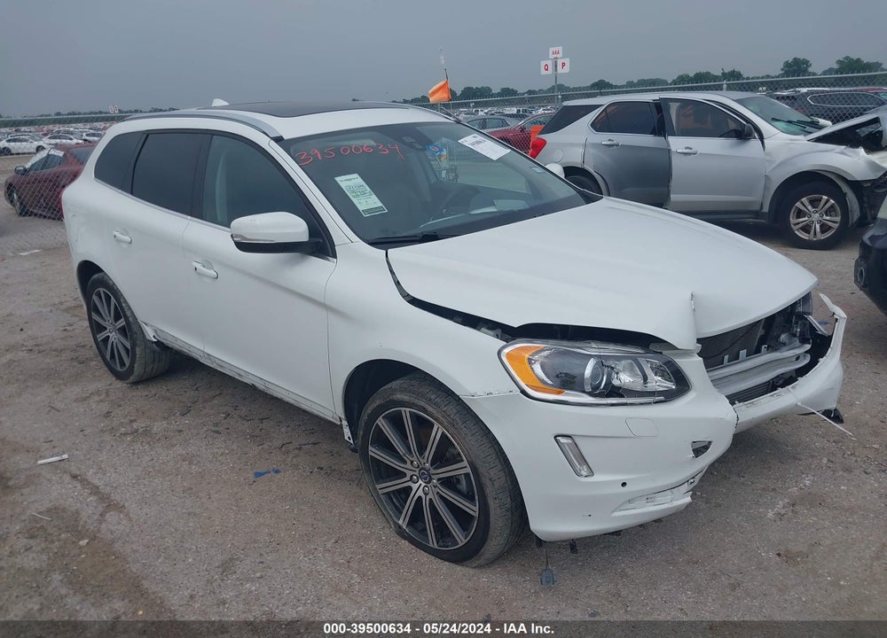 2017 VOLVO XC60 T6 INSCRIPTION VIN: YV449MRU8H2038755