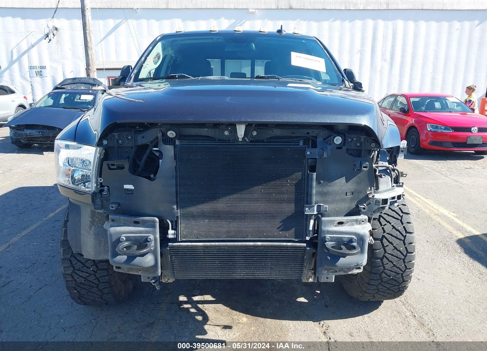 2017 RAM 2500 BIG HORN 4X4 6'4 BOX VIN: 3C6UR5DL3HG569089