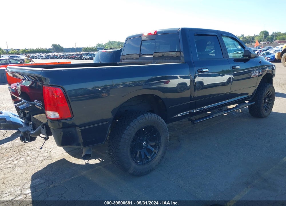 2017 RAM 2500 BIG HORN 4X4 6'4 BOX VIN: 3C6UR5DL3HG569089