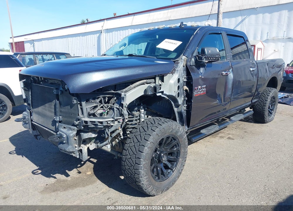 2017 RAM 2500 BIG HORN 4X4 6'4 BOX VIN: 3C6UR5DL3HG569089