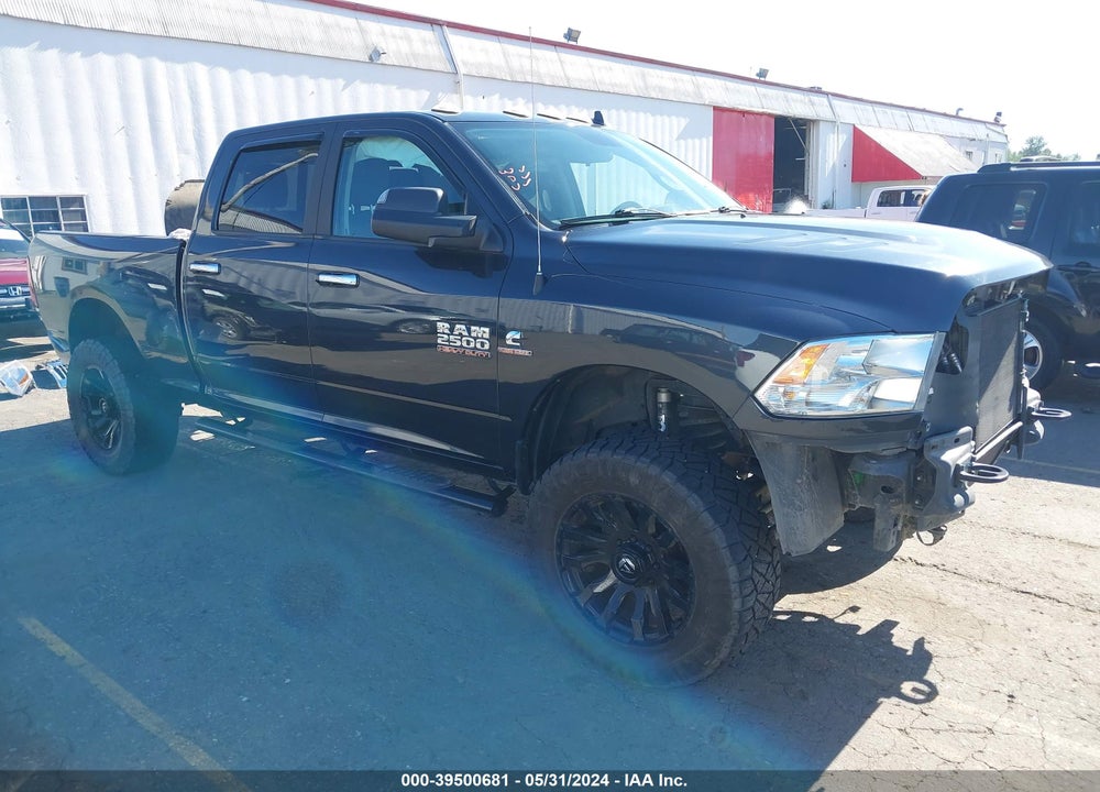 2017 RAM 2500 BIG HORN 4X4 6'4 BOX VIN: 3C6UR5DL3HG569089