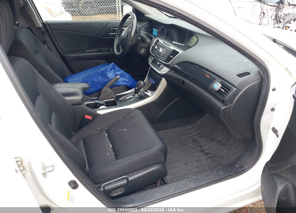 2015 HONDA ACCORD SPORT VIN: 1HGCR2F53FA208136