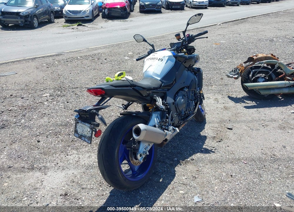 2024 YAMAHA MTN1000 VIN: JYARN81E8RA000574