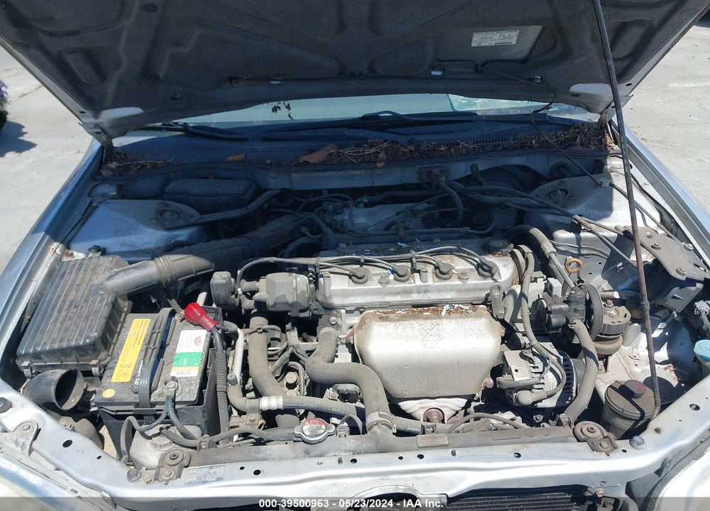 2002 HONDA ACCORD 2.3 EX/2.3 SE VIN: 1HGCG66852A166537