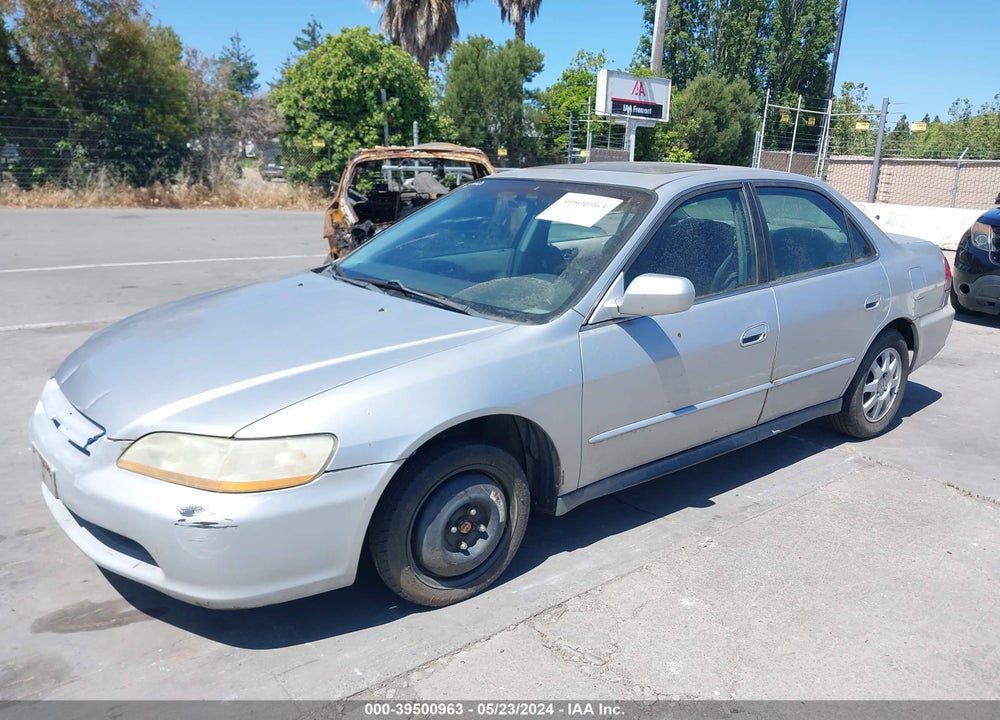 2002 HONDA ACCORD 2.3 EX/2.3 SE VIN: 1HGCG66852A166537