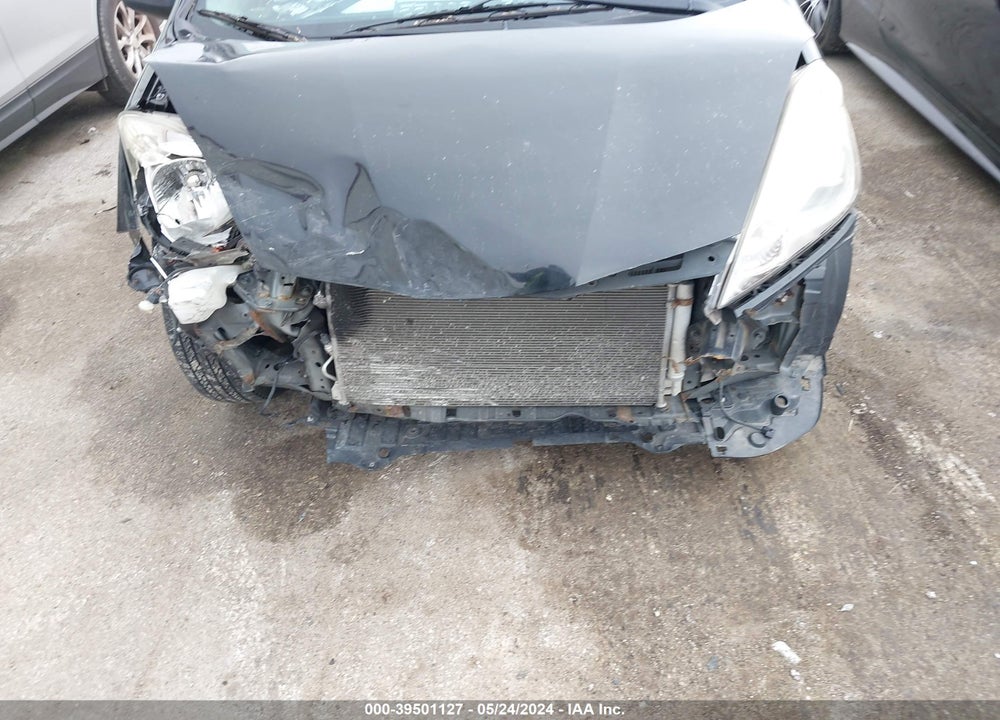2011 HONDA FIT SPORT VIN: JHMGE8H58BC000651