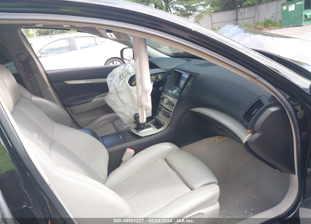 2008 INFINITI G35X VIN: JNKBV61F08M260000