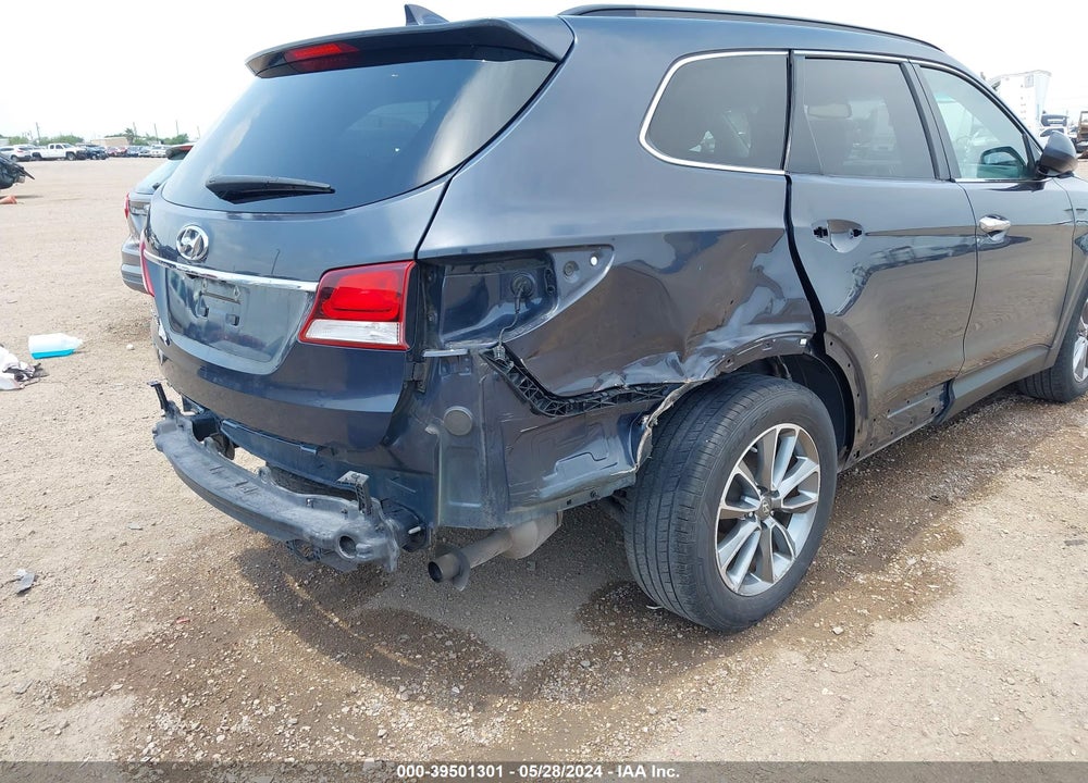 2017 HYUNDAI SANTA FE SE VIN: KM8SM4HF7HU175973